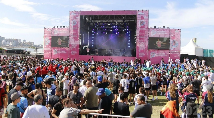 Mar del Plata ya vive la previa de los Juegos Bonaerenses: arman el escenario en Las Toscas para recibir a 30.000 participantes